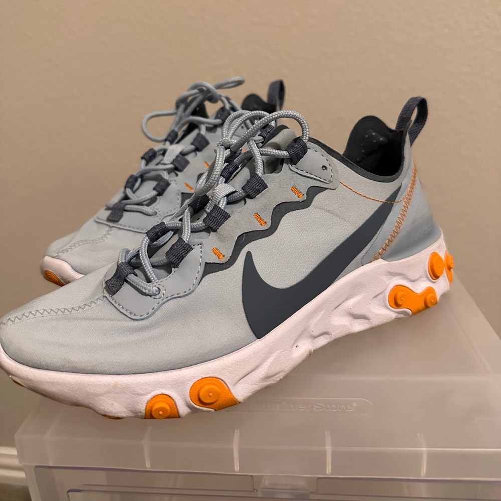 NIKE REACT | great condition